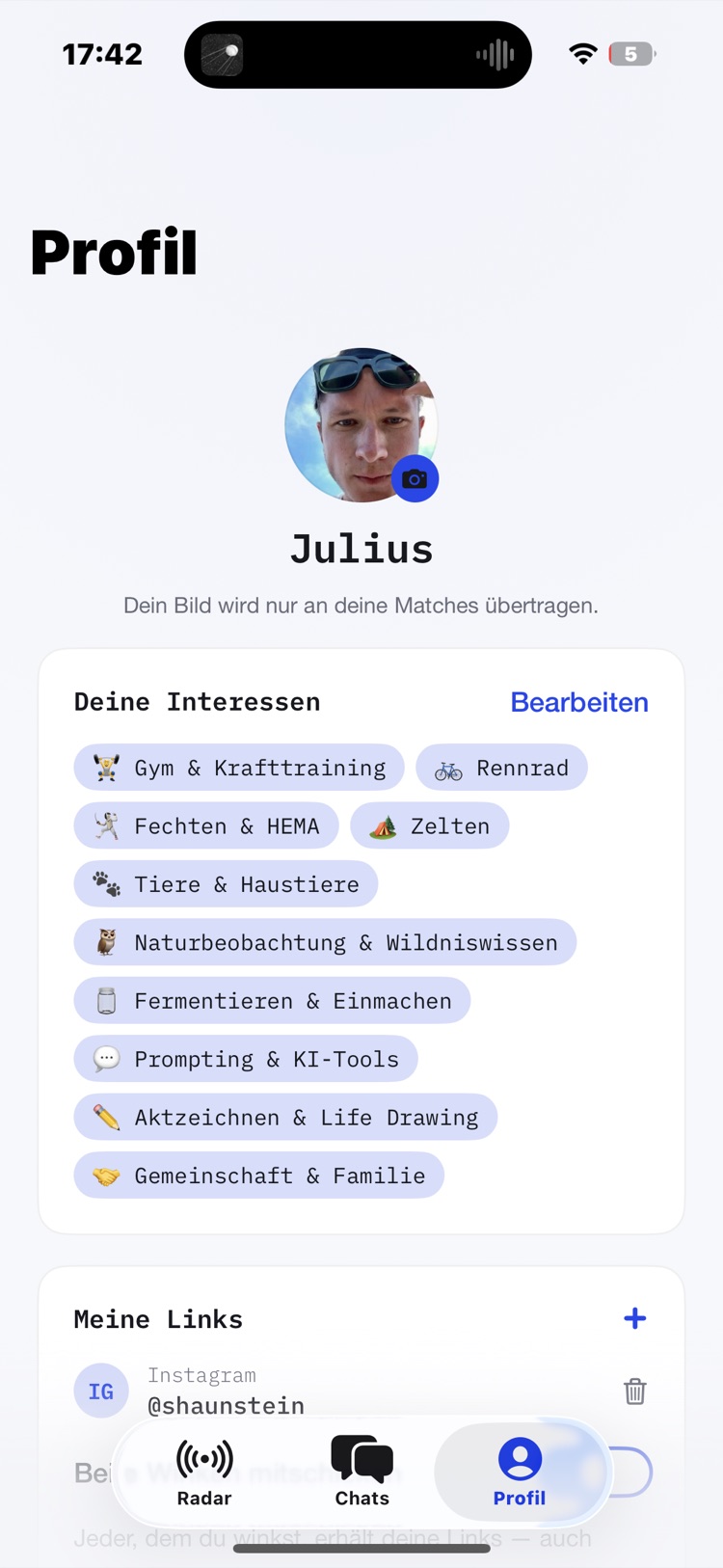 Profil-Ansicht der App: nur der Vorname Julius, darunter die gewählten Interessen